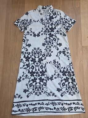 Black & White Floral Midi Dress with Short Sleeve Notch Collar
